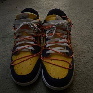 Off white Nike dunks size 11 in mens